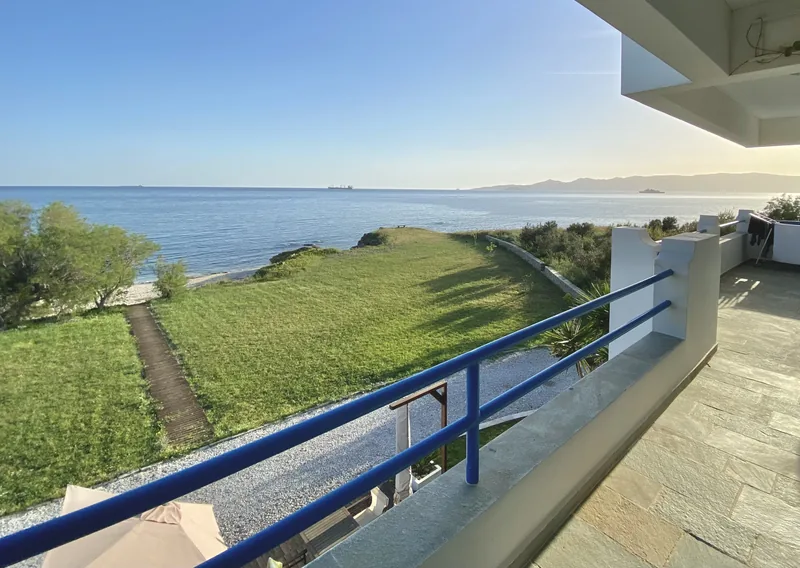 Svolis Beachhouse, Terrazza 2