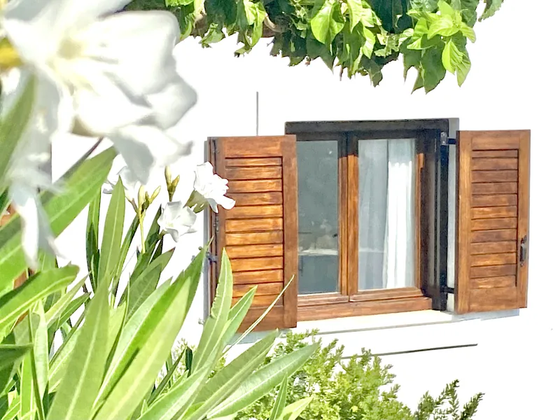 Svolis Beachhouse, Area esterna