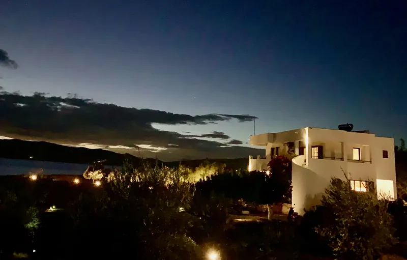 Svolis Beachhouse, Altro 1