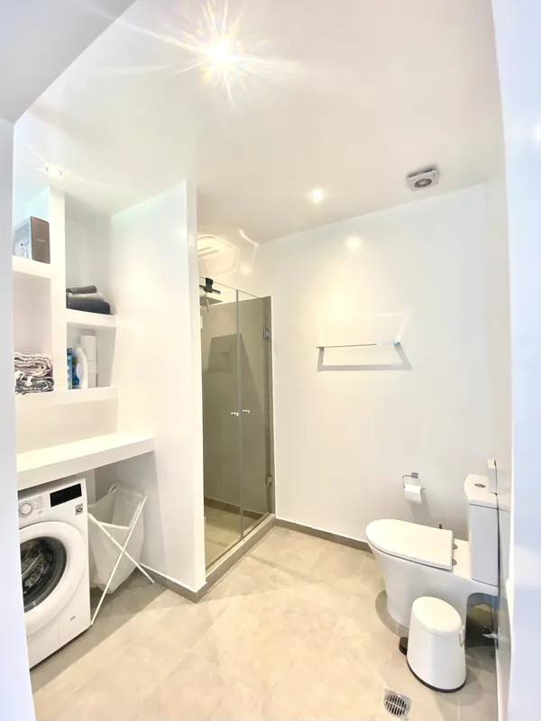 Svolis Townhouse, Bagno 1
