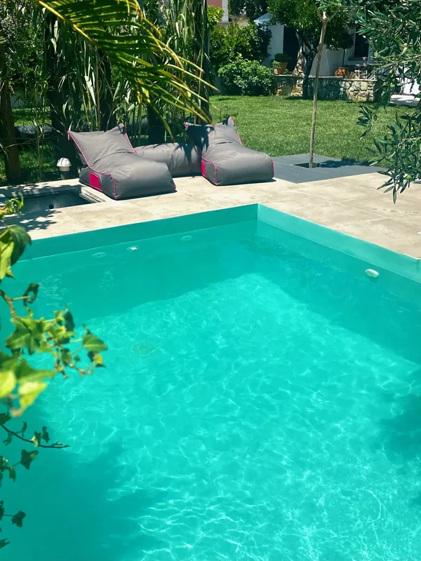Svolis Townhouse, Altro 1